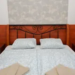 K13 Gozsdu Budapešť