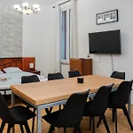 K13 Gozsdu Apartmán *